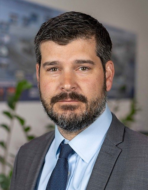Stephen Isaacs headshot
